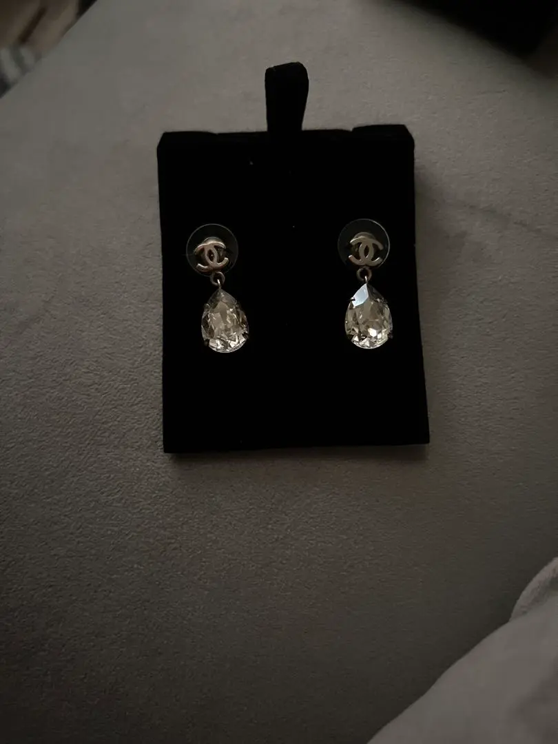 シャネル クリスタルドロップ ピアス