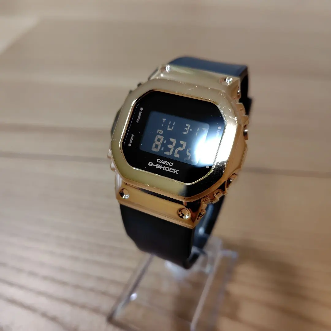 CASIO G-SHOCK ゴールド ブラック デジタル腕時計