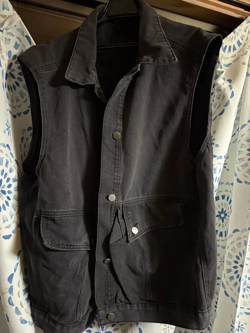 ブラックデニムノースリーブジャケット