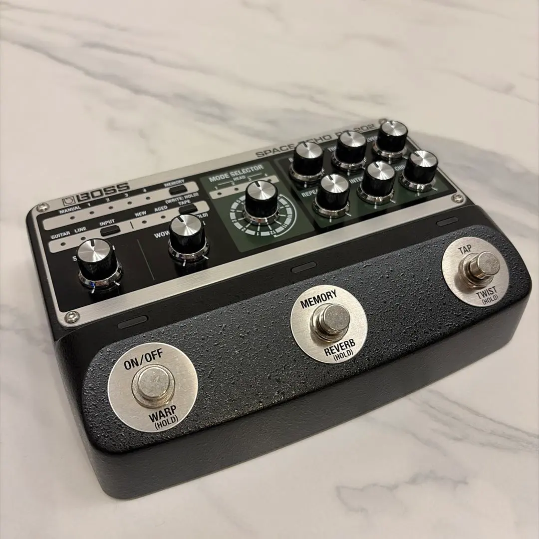 BOSS RE-202 Space Echo 本体