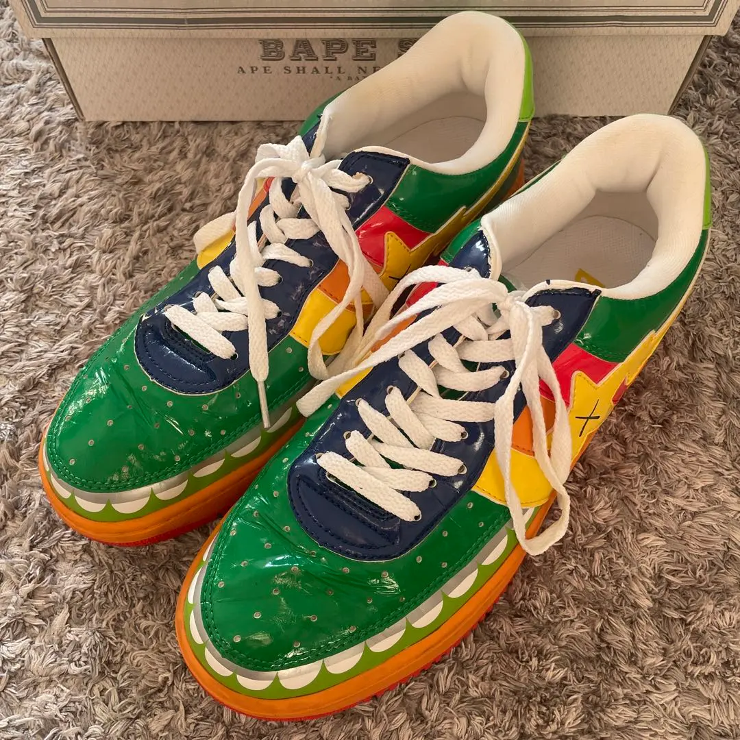 BAPE 靴 APE KAWS bapesta スニーカー