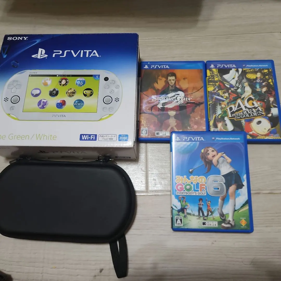 PlayStation Vita PCH-2000