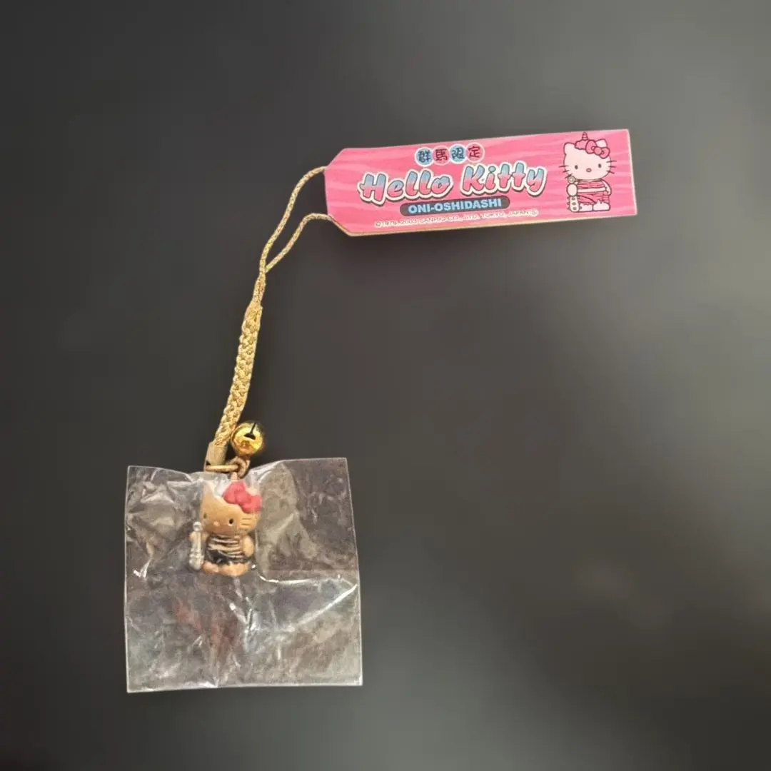 ハローキティ　群馬限定 鬼押出し ストラップ(金具に錆)