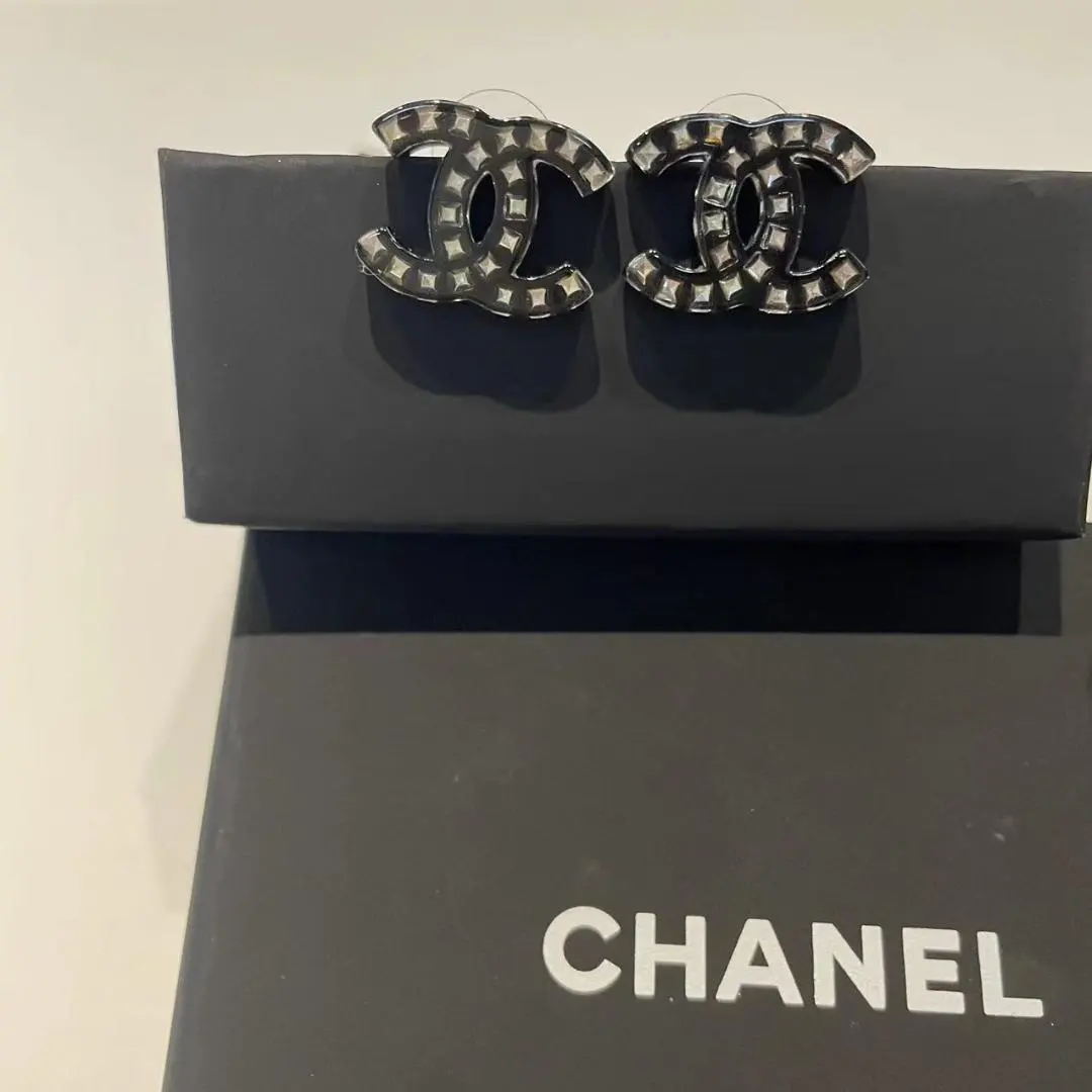CHANEL CCロゴ クリスタル イヤリング~~