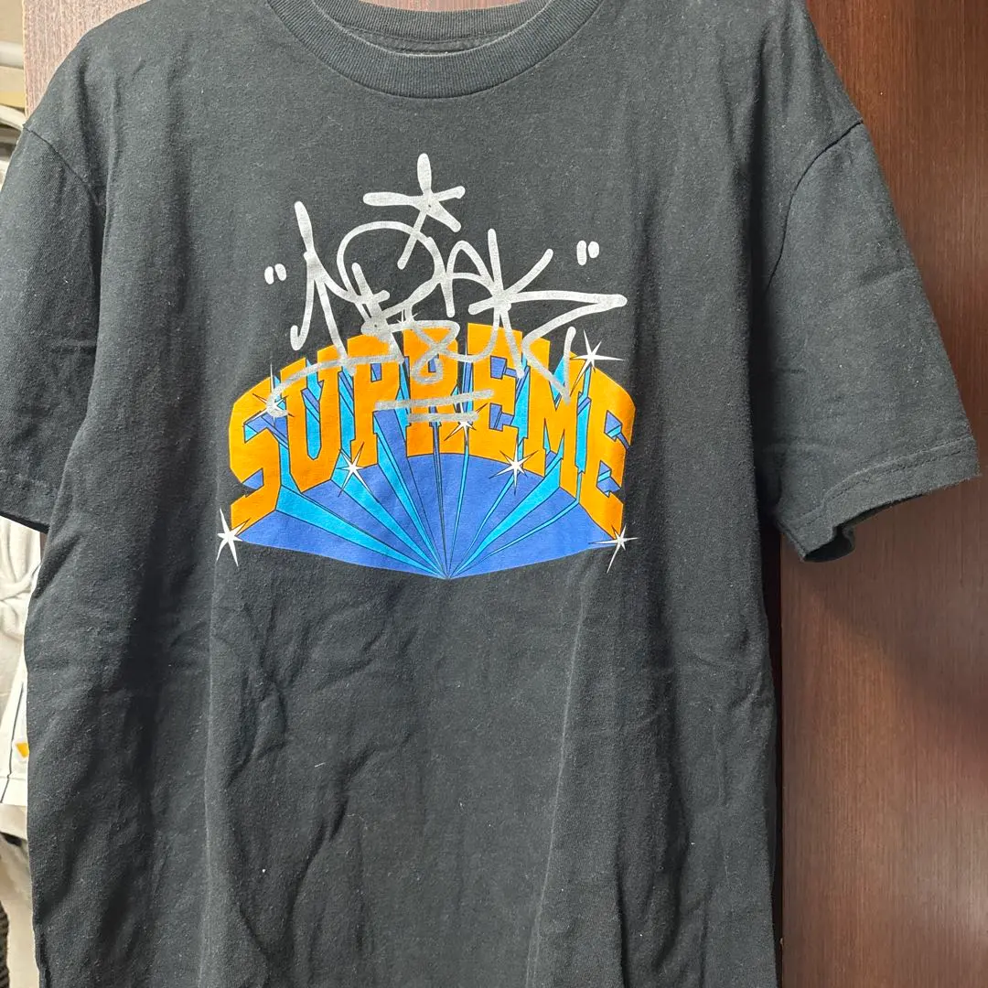 SUPREME グラフィックプリント Tシャツ
