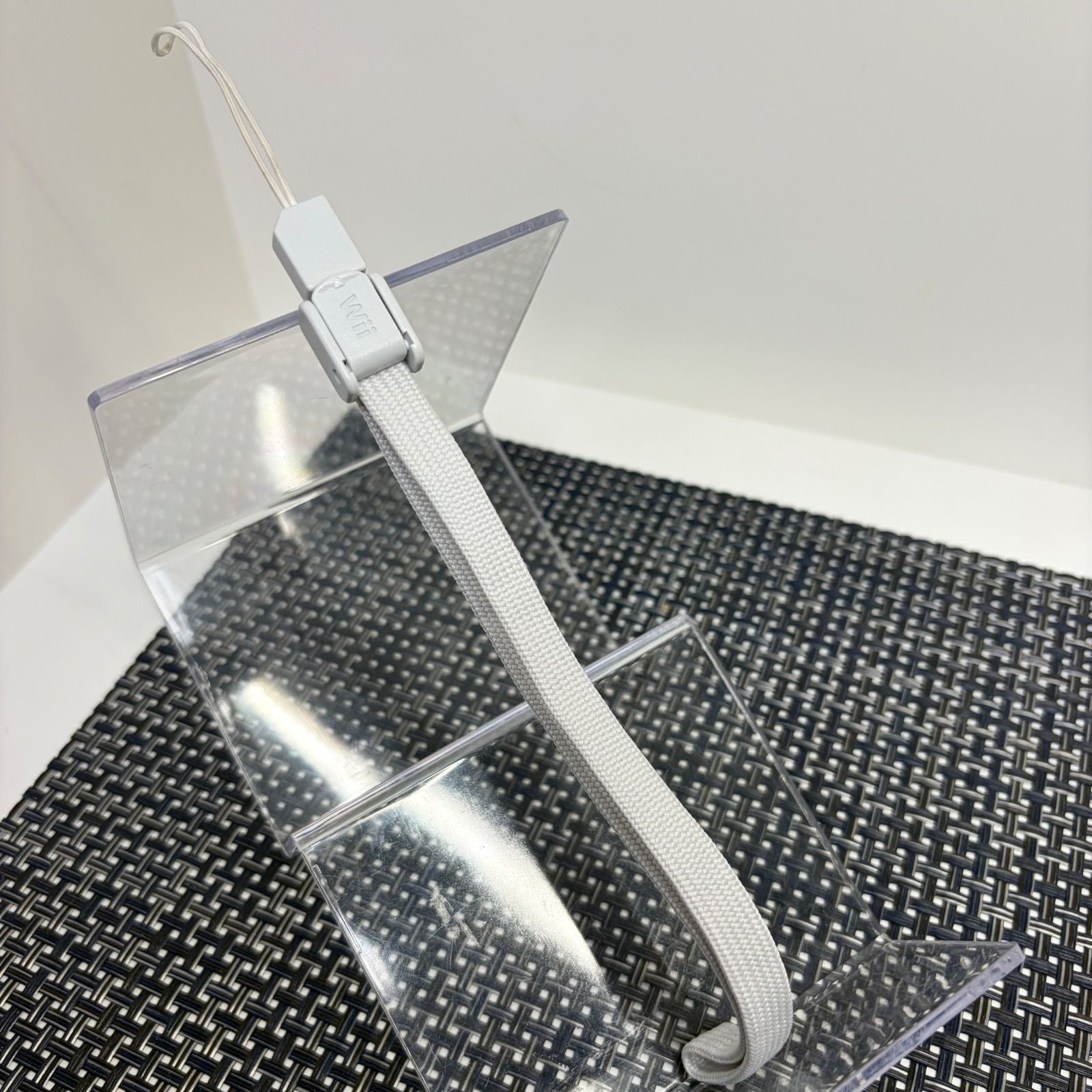 【洗浄済み】Wii リモコン用ストラップのみ ニンテンドー純正品 正規品 ホワイト 白色