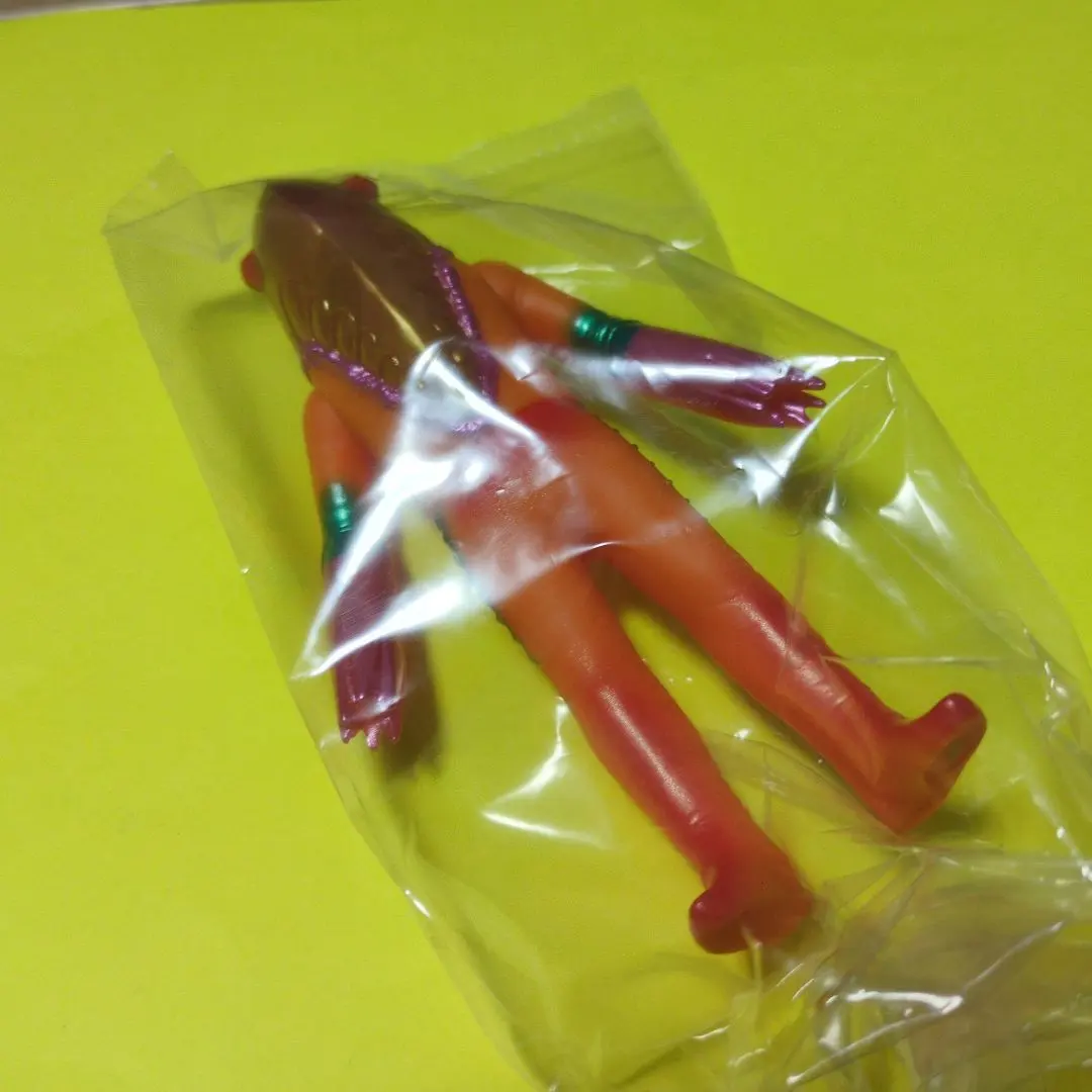 61　ドンキ限定カイジュウカラーズ　第2弾（メトロン星人）