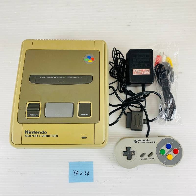 ◇YA236【すぐに遊べるセット】Nintendo SUPER Famicom 1CHIP03 本体 コントローラー 互換AVケーブル ACアダプター セット 任天堂 ニンテンドー スーパーファミコン スーファミ SFC 据置型ゲーム機 第4世代