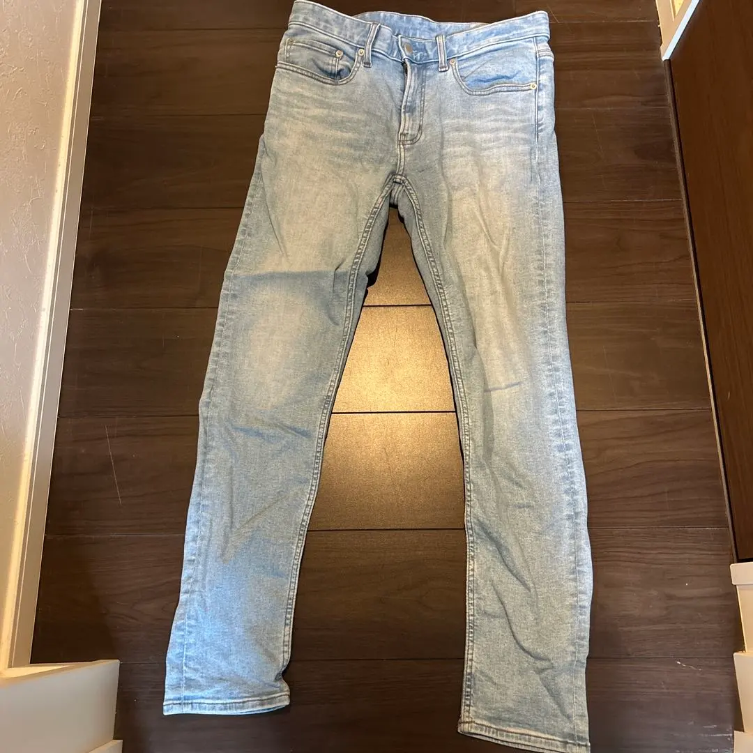 ライトブルースキニーデニム