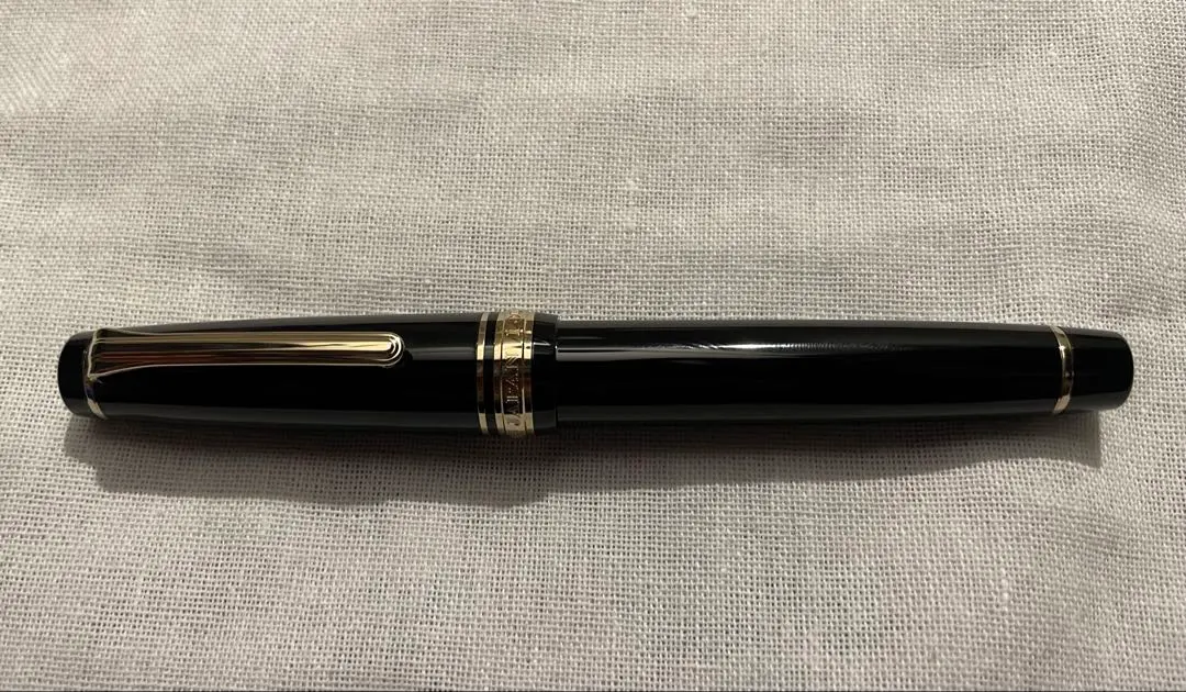 セーラー万年筆　プロフェッショナルギア　金　ブラック　極細　EF