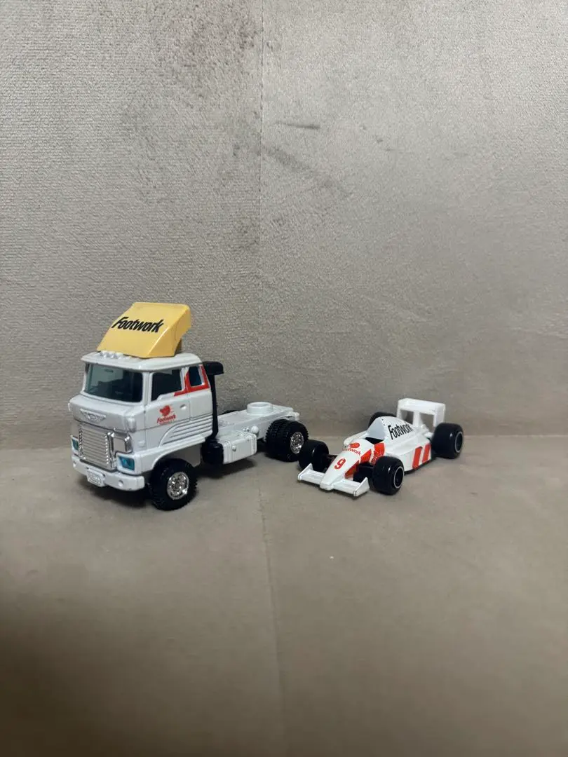 トミカ ダンディ フットワーク F1 トラック ・フットワークF1 トミカ