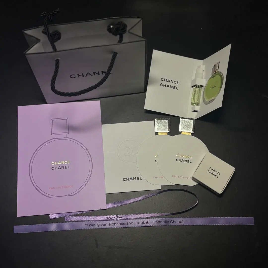 CHANEL チャンス チャーム ポップアップ リボン 香水 サンプル 限定