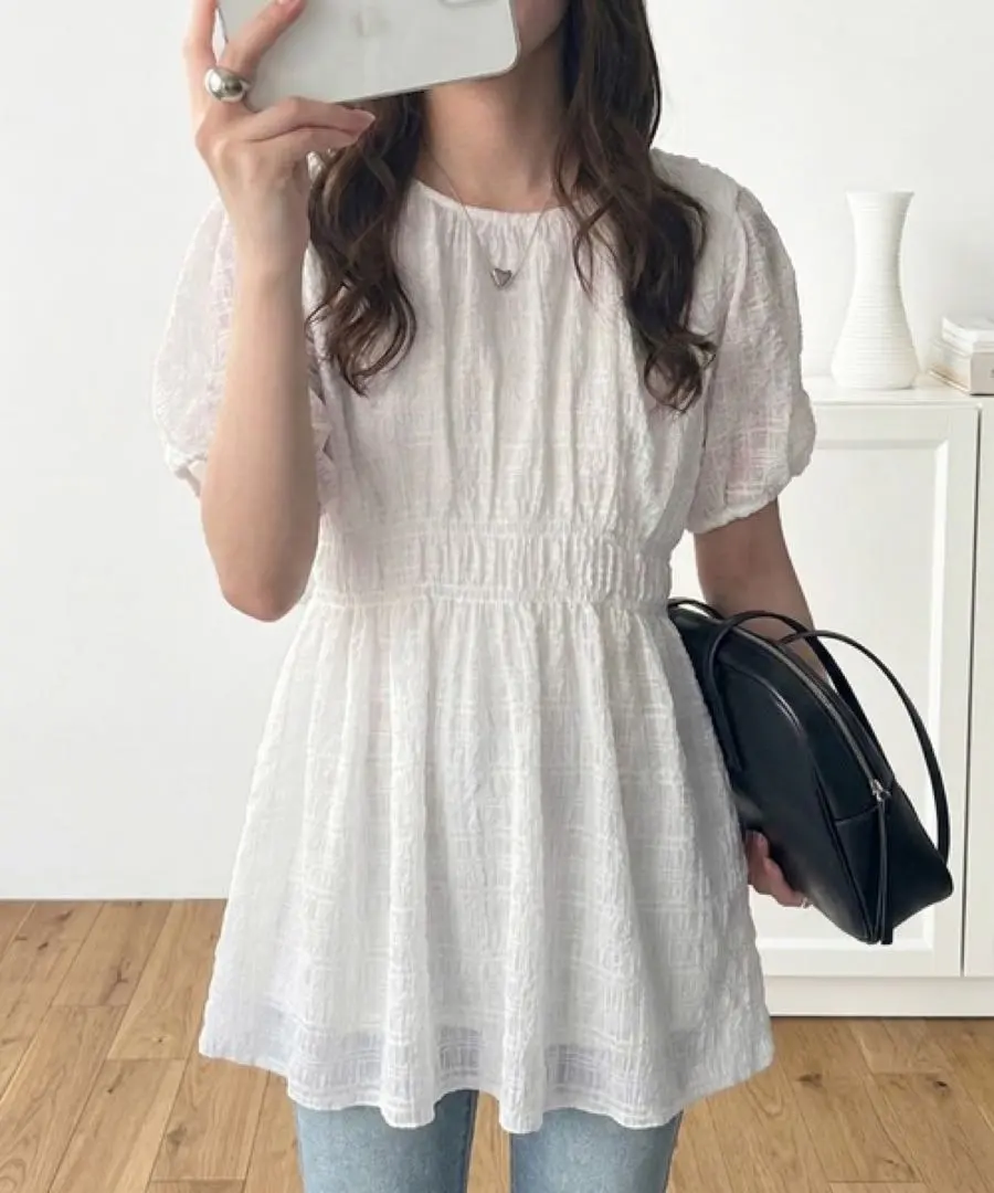【新品】ホワイト 半袖 ブラウス ギャザー パフスリーブ