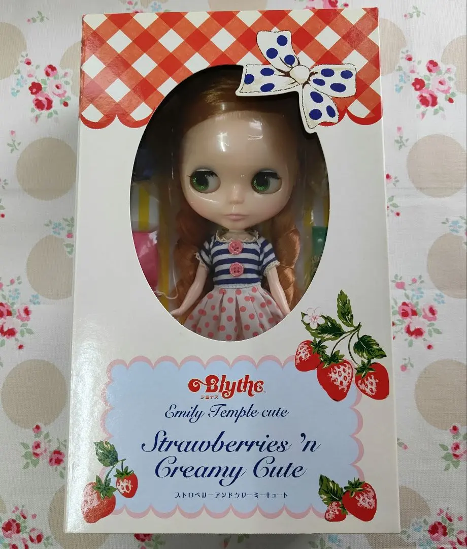 新品Blytheネオブライス　CWC限定ストロベリーアンドクリーミーキュート