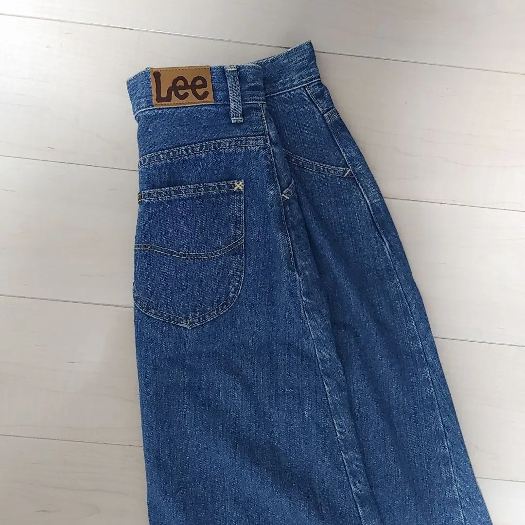 Lee デニムブルー フレアスカート