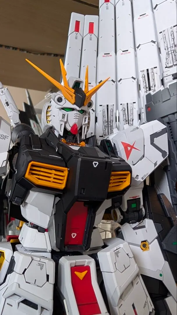 Pgu νガンダム　塗装済み完成品