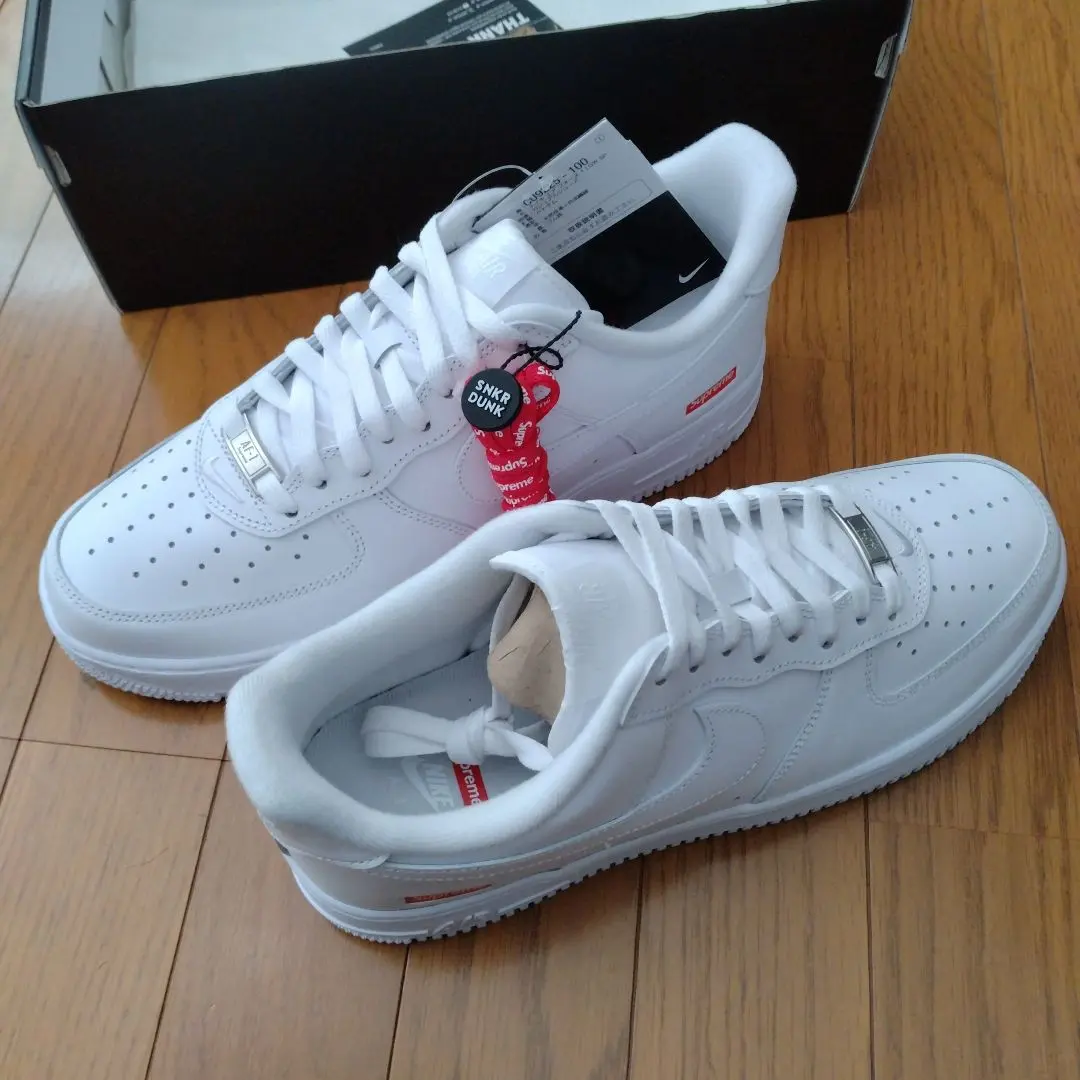 Supreme×NIKE　フォース1 27.5センチ