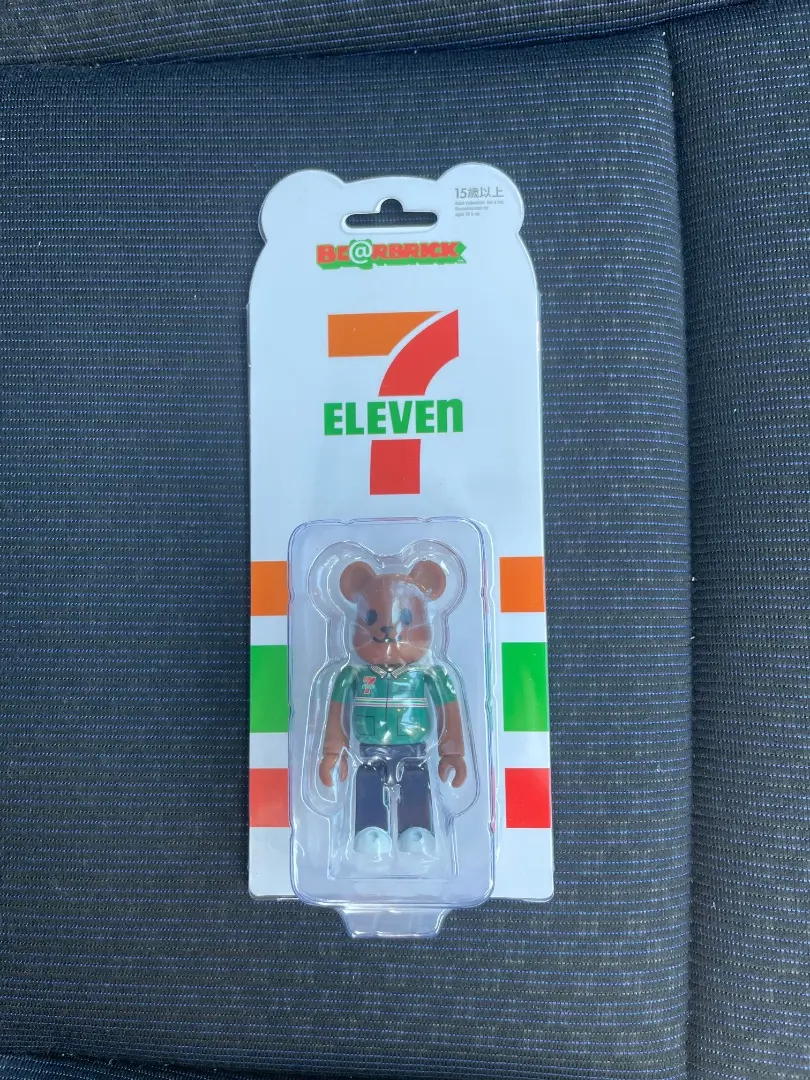 BE@RBRICK 7-ELEVEN ベアブリック