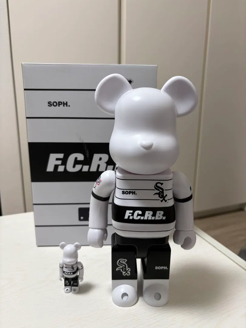 BE@RBRICK F.C.R.B.×MLB WHITESOX 100% 400