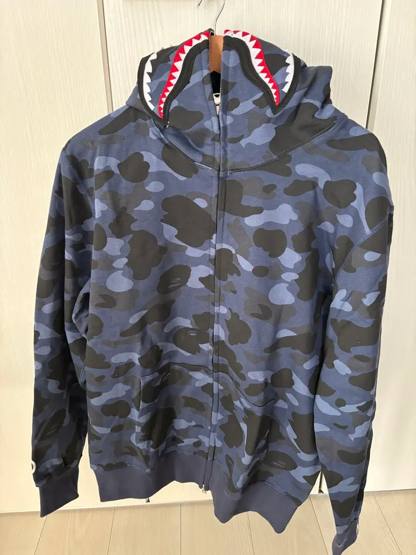 アベイジングエイプ ジップパーカー