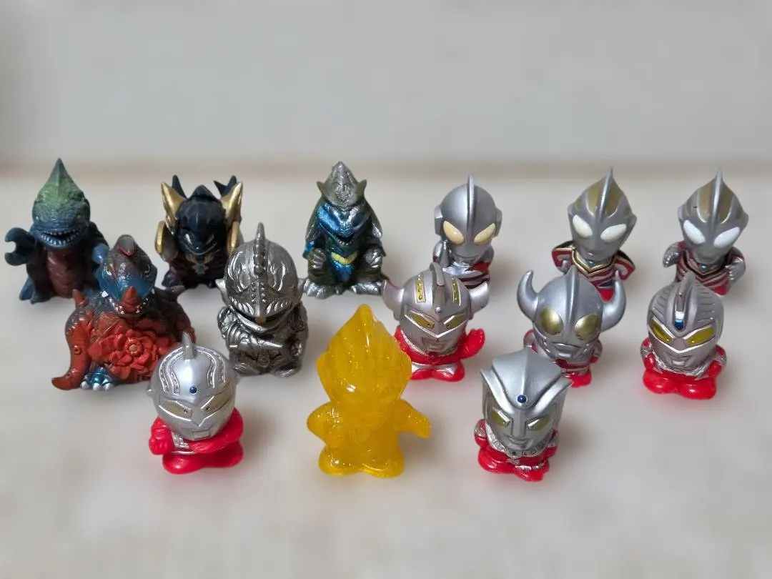 ウルトラマン 怪獣 ソフビ フィギュア 指人形14体セット