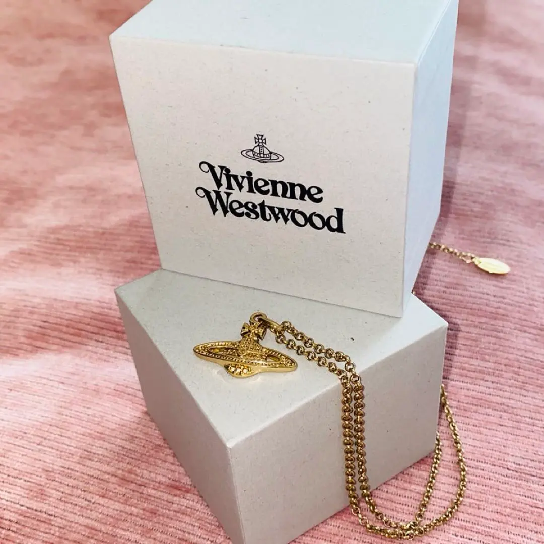 Vivienne Westwood オーブ ネックレス ゴールド