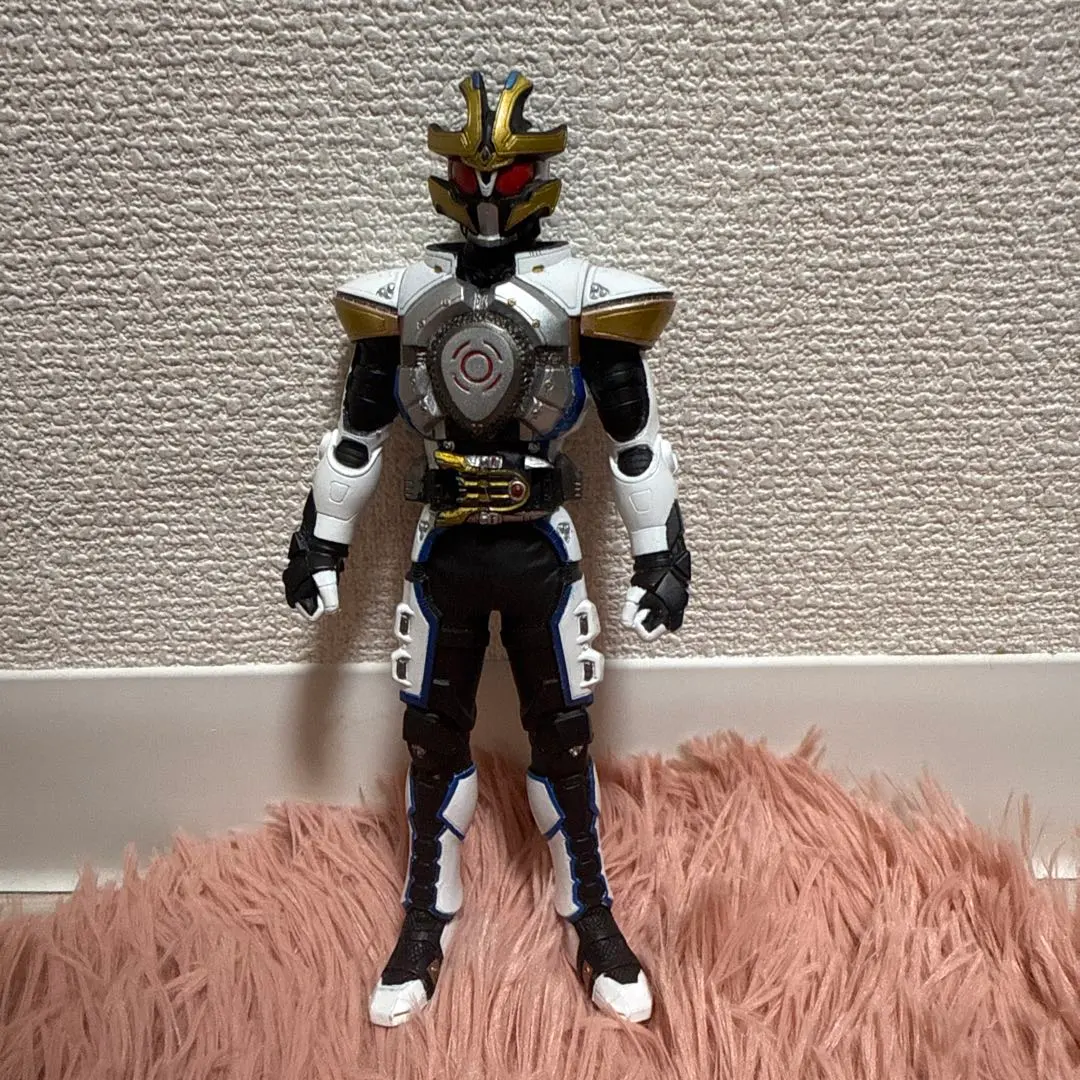 限定 ライダーヒーローシリーズ 仮面ライダーイクサ バーストモード ソフビ