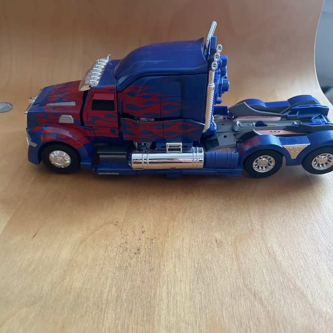 トランスフォーマー オプティマスプライム