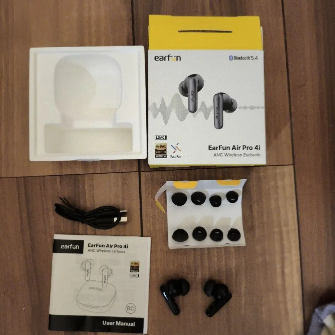 EarFun Air Pro 4i ワイヤレスイヤホン 本体