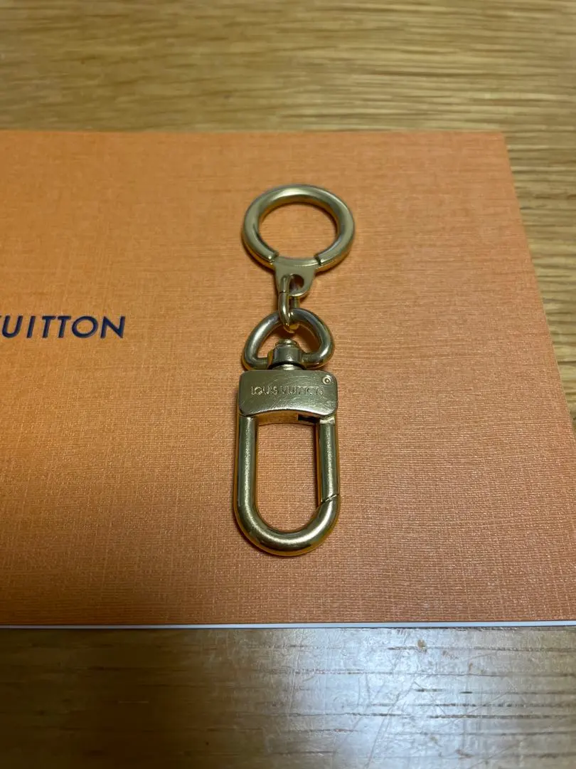 美品☆LOUIS VUITTON アノクレキーホルダー【M62694】LV