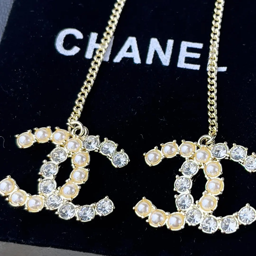 CHANEL シャネルパールCCペンダントイヤリング