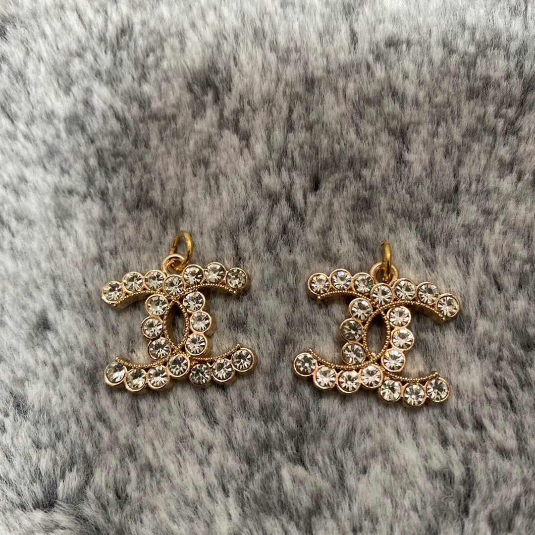CHANEL ビンテージボタン チャーム ゴールドストーン22mm 刻印有り