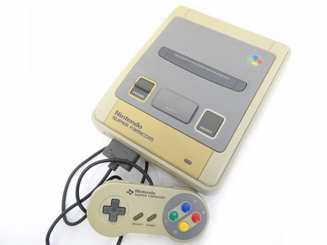 Nintendo スーパーファミコン SFC 本体 ◆ SHVC-001 ゲーム機 後期型 カセット７個付き 任天堂 昭和 テレビゲーム GAMECUBE  □８B