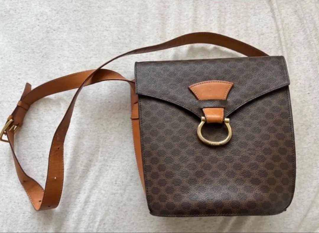 USED セリーヌ　ショルダーバッグ