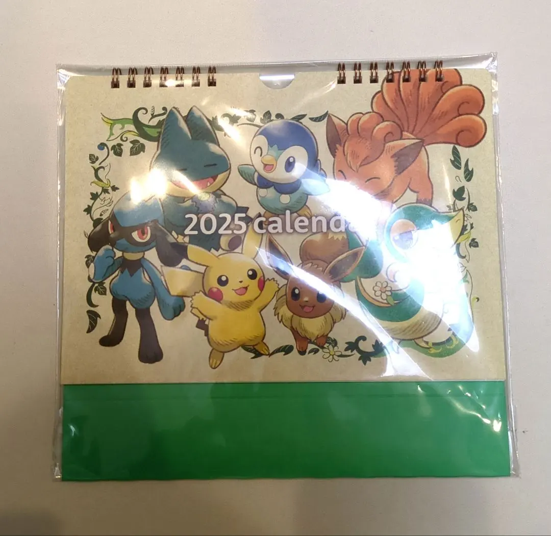 【ポケモンセンターオリジナル】 ポストカードになる卓上カレンダー 2025