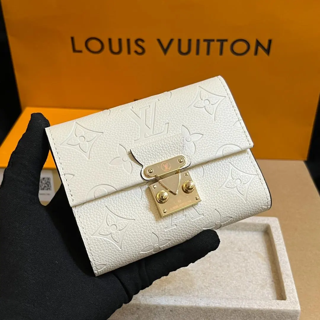 Louis Vuitton 三つ折り財布 ホワイト