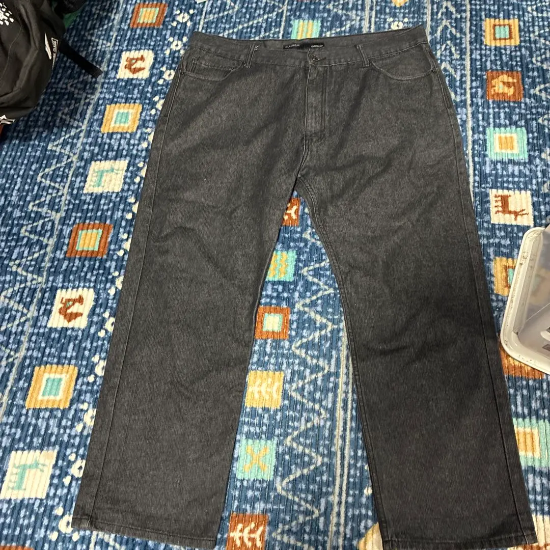 ROCAWEAR ダークグレー ストレートデニム