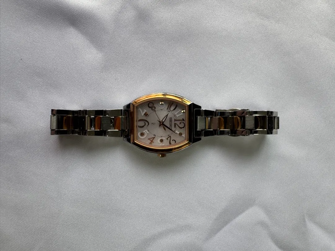 SEIKO LUKIA SSVE052 3B51-0AE0 電波ソーラー