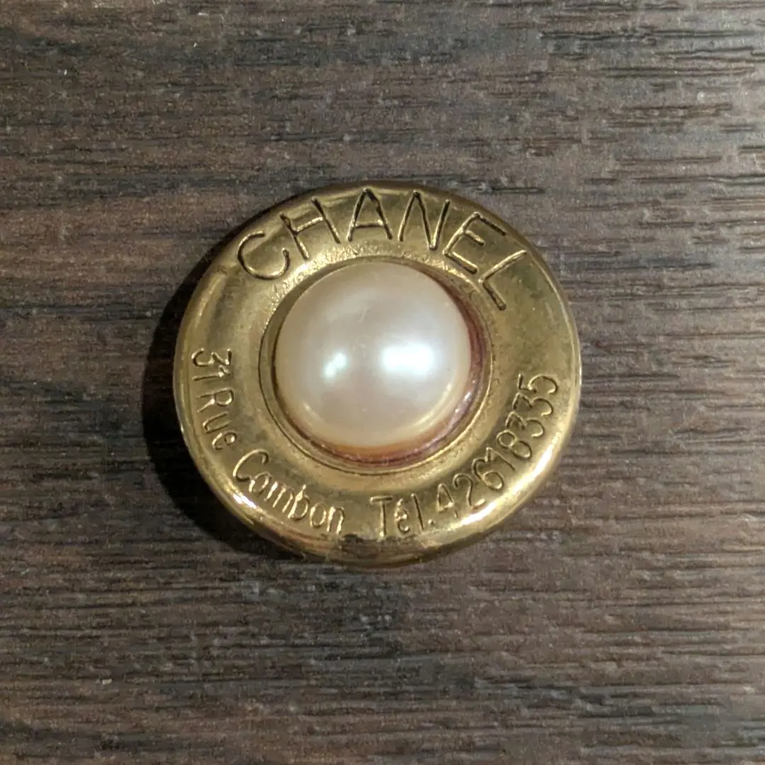 CHANEL パール ゴールドイヤリング