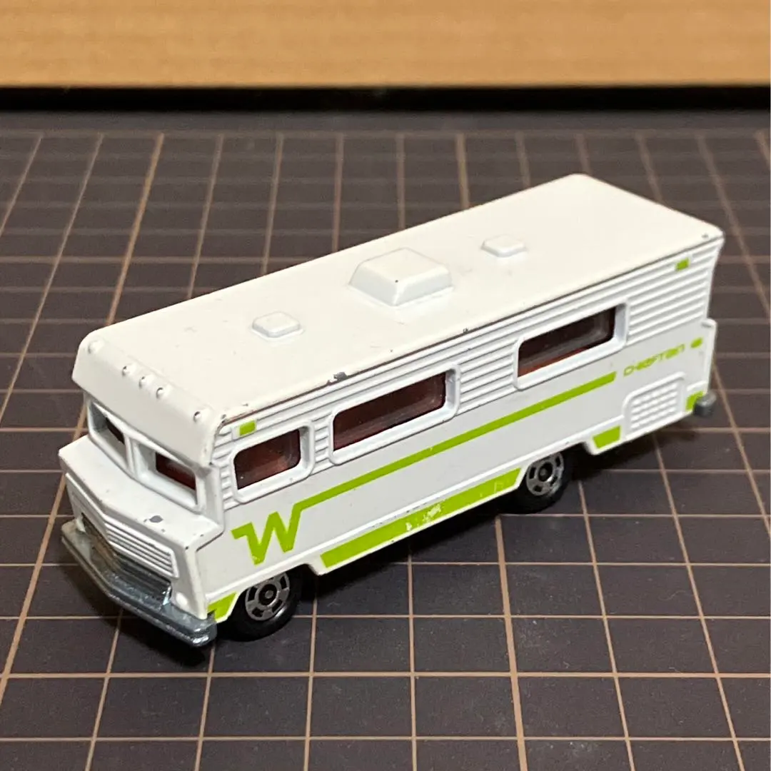 絶版品 当時物 トミカ ウィネバゴ モーターホーム 外国車シリーズ 青箱 日本製