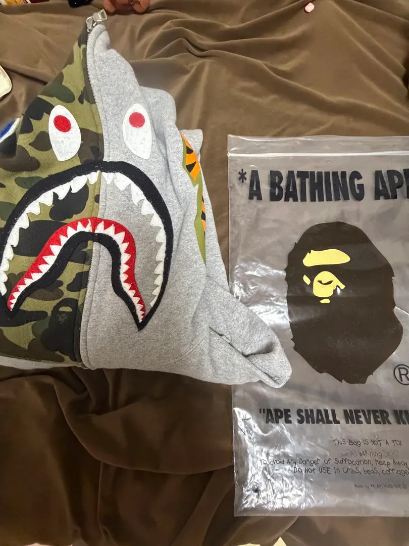 A BATHING APE シャークパーカー グレー 迷彩