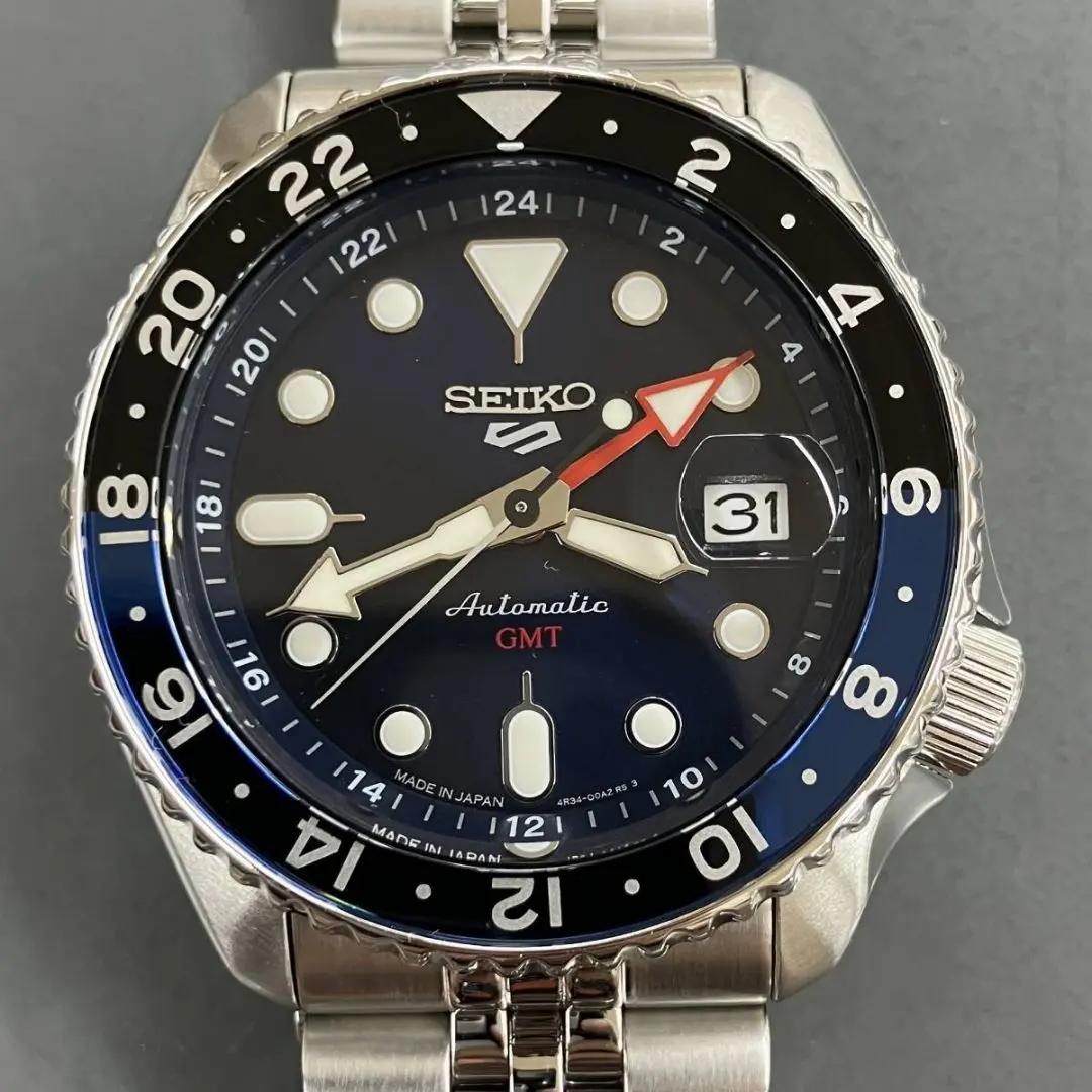 セイコー5スポーツ SKX series GMTモデルSBSC003 自動巻き