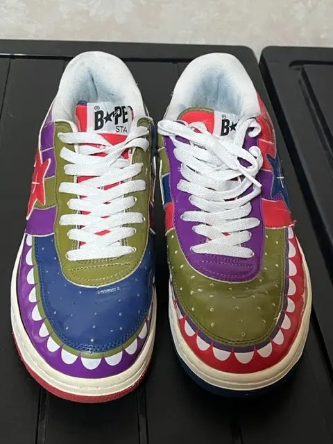 A BATHING APE×KAWS　ベイプスタ