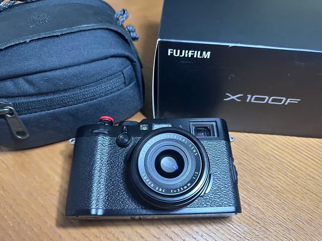 FUJIFILM X100F ブラックWOTANCRAFTカメラポーチ他