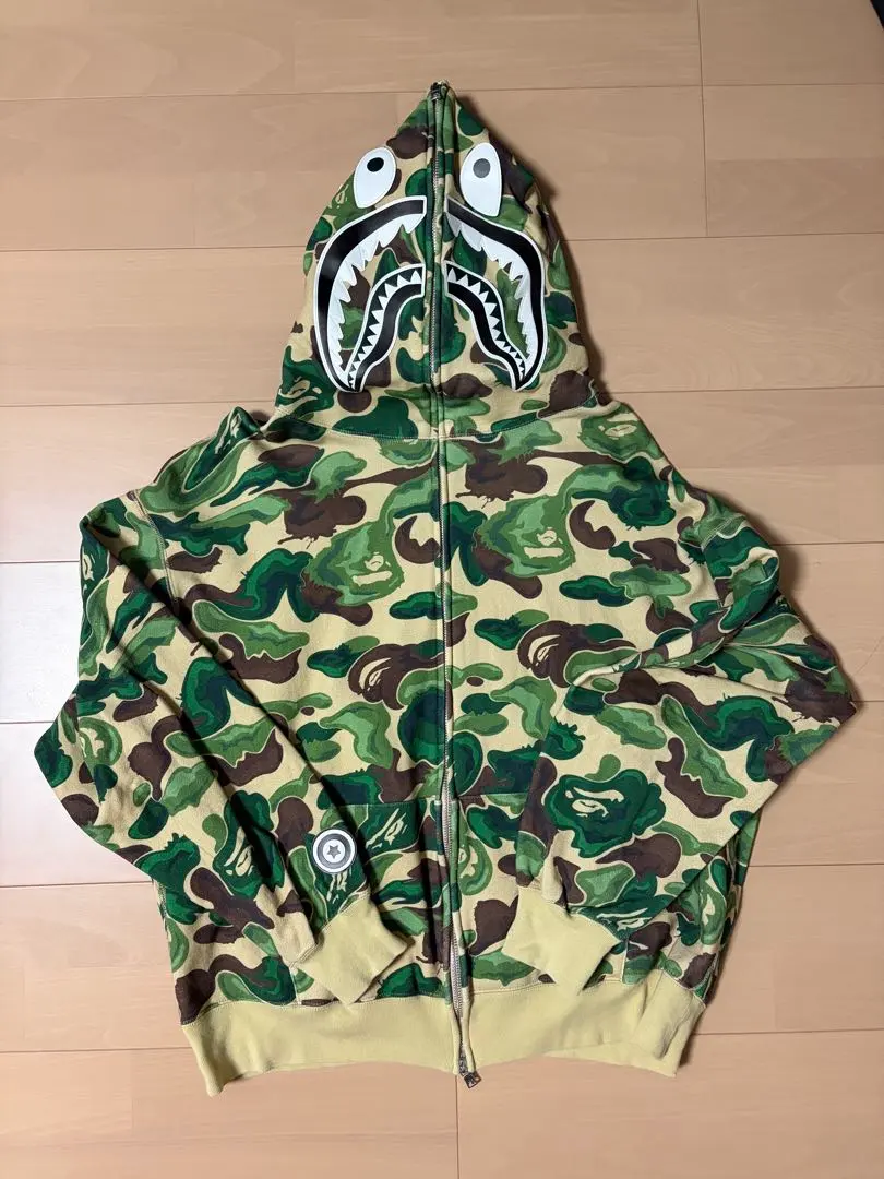A Bathing Ape シャークフーディー　アートカモ