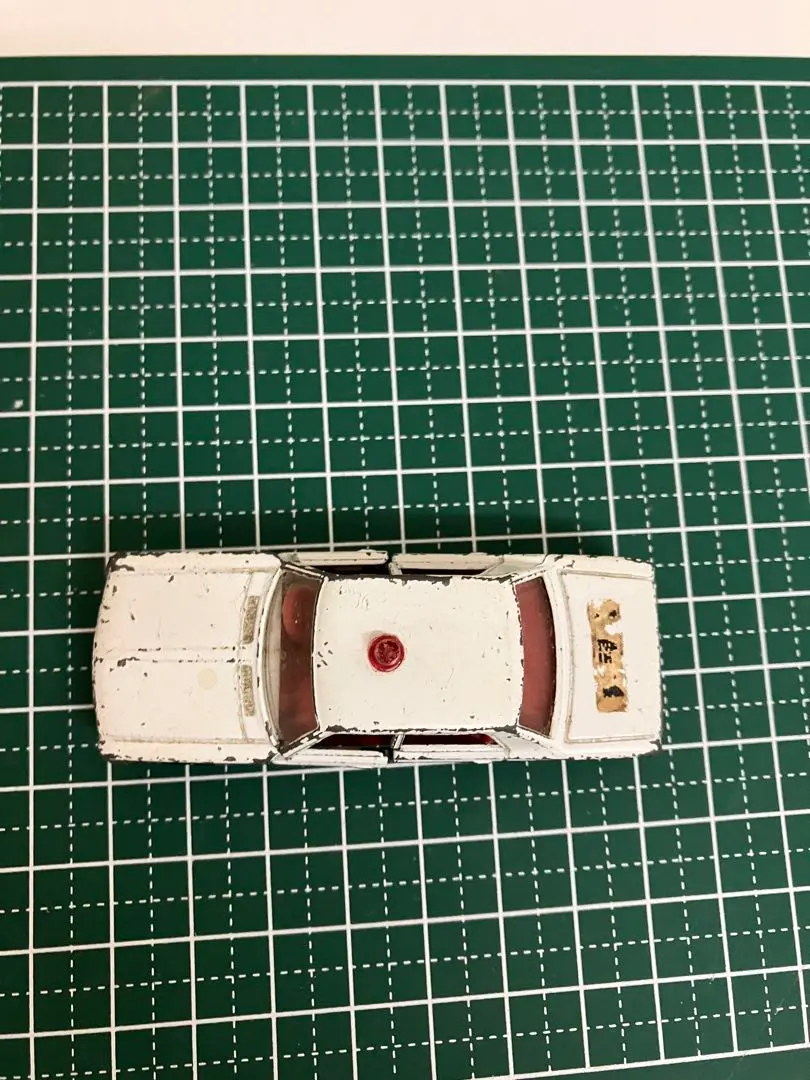 【値下げしました】トミカ黒箱1aホイール　クラウンパトカーNo.3(4)　日本製