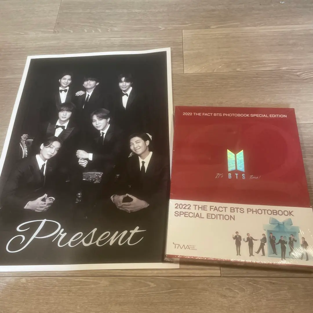 THE FACT BTS PHOTOBOOK SPECIAL EDITION