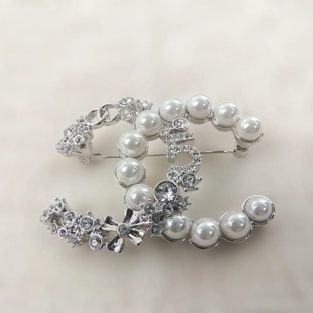 CHANEL シャネル パール × クリスタル ブローチ