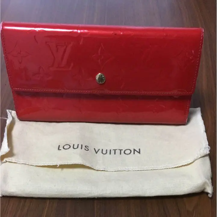 LOUIS VUITTON ヴェルニ 赤　長財布 正規品