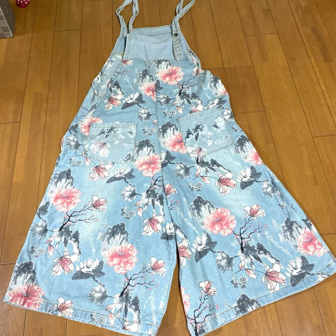 新品未使用デニム花柄サロペット